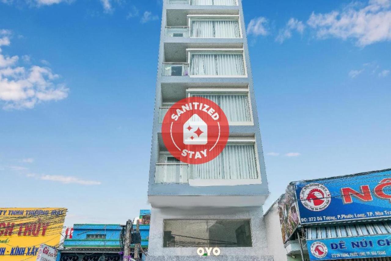נה טראנג Oyo 176 374 Hotel מראה חיצוני תמונה