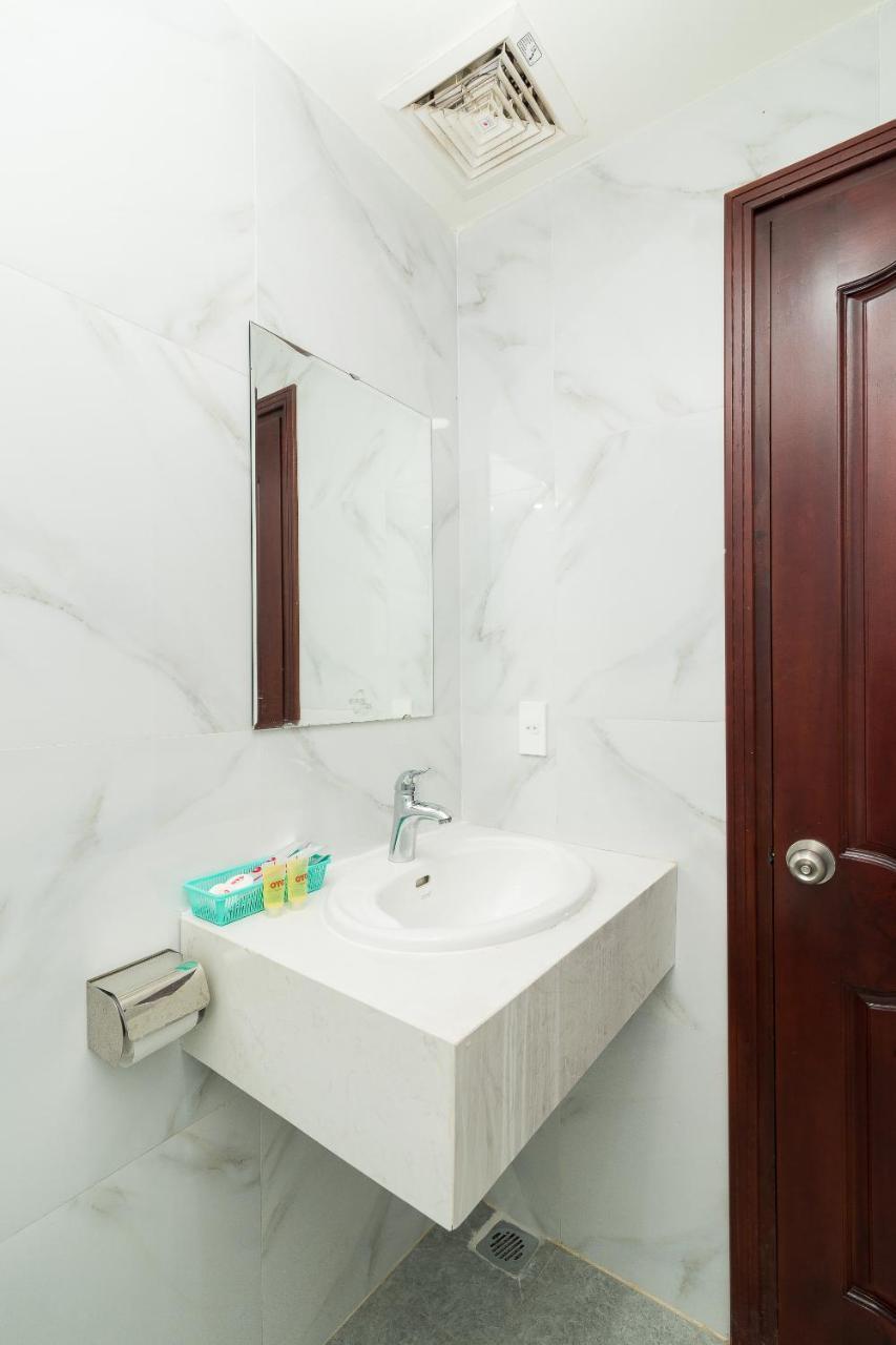 נה טראנג Oyo 176 374 Hotel מראה חיצוני תמונה